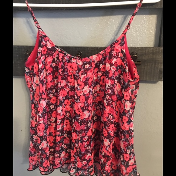 Express Flowery and Flowy Blouse - Picture 3 of 3